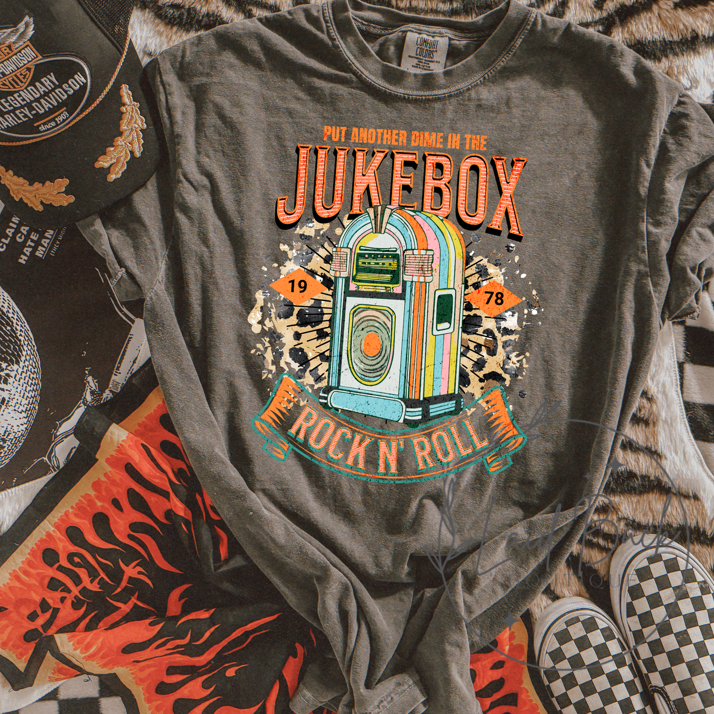 PUT ANOTHER DIME IN THE JUKEBOX